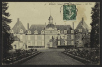 MENOU – 38 – (Nièvre) – Façade du Château. -