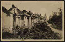 MONTSAUCHE (Nièvre). Les Ecoles incendiées par les allemands le 25 juin 1944