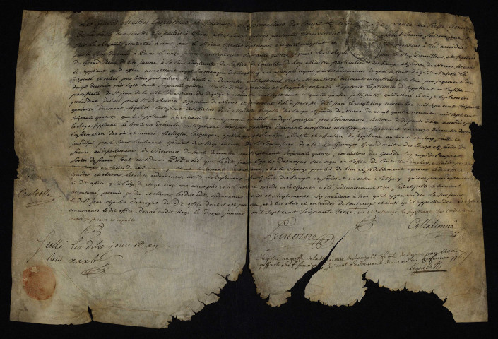 Charges et offices. - Maître particulier des eaux et forêts de Nevers, nomination et réception de Jean Charles Desnoyers : dossier constitué.