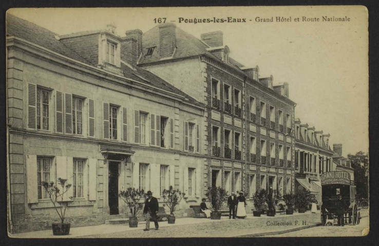 POUGUES-LES-EAUX – Grand Hôtel et Route Nationale