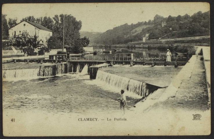 41 CLAMECY. - le Pertuis.