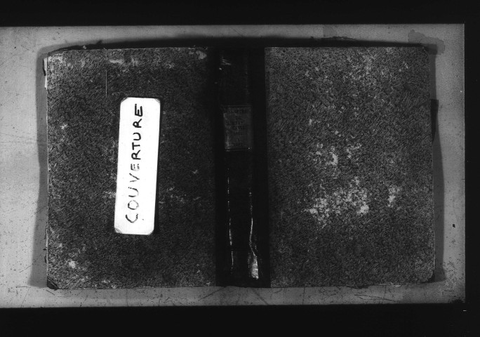 Vauclaix : registres paroissiaux de la collection communale.