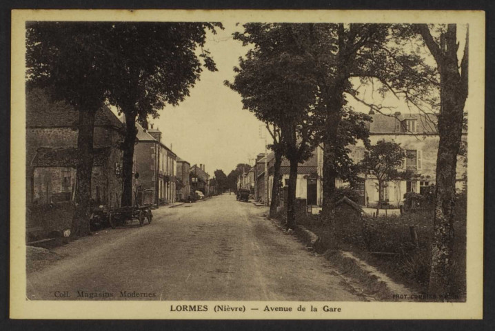 LORMES (Nièvre) – Avenue de la Gare