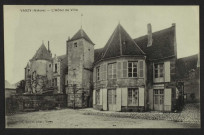 VARZY (Nièvre) – L’Hôtel de Ville