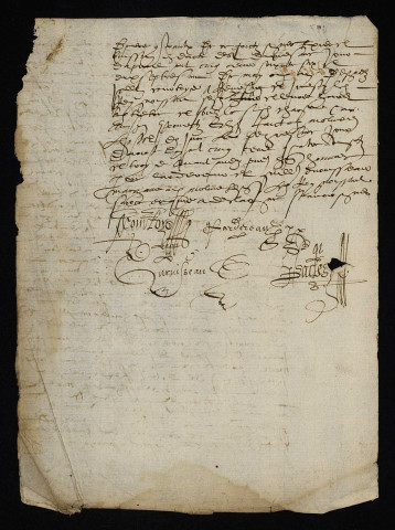 Biens et droits. - Foncier au lieu dit haut de la garde en la justice de Mont-sur-Aron (commune de Limanton), amodiation à Joly par Antoine Courtois grenetier au grenier à sel de Moulins-Engilbert : bail à bourdelage.