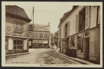 Donzy (Nièvre) – Place du Marché