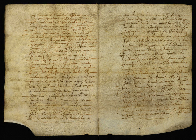 Biens et droits. - Foncier et moulin (dit « le moulin banal ») contigus aux héritages Millin, vente par Narboutton à Berthomier meunier de Langeron : copie du contrat du 24 avril 1616.