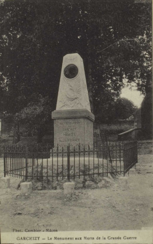 GARCHIZY – Le Monument aux Morts de la Grande Guerre