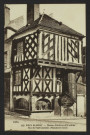 353. VIEUX CLAMECY - Maison d'Artisan (XVe siècle) Rue du Pont-Chatelais (monument classé)