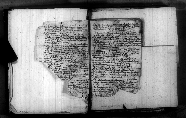 Saint-Léger-de-Fougeret : registres paroissiaux de la collection communale.