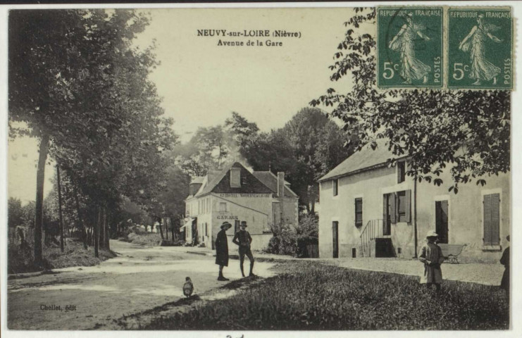 NEUVY-sur-LOIRE – (Nièvre) – Avenue de la Gare