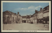 ENTRAINS (Nièvre) – Place du Marché