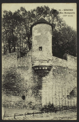 16 - DECIZE La Tour des Remparts (XIIe siècle)