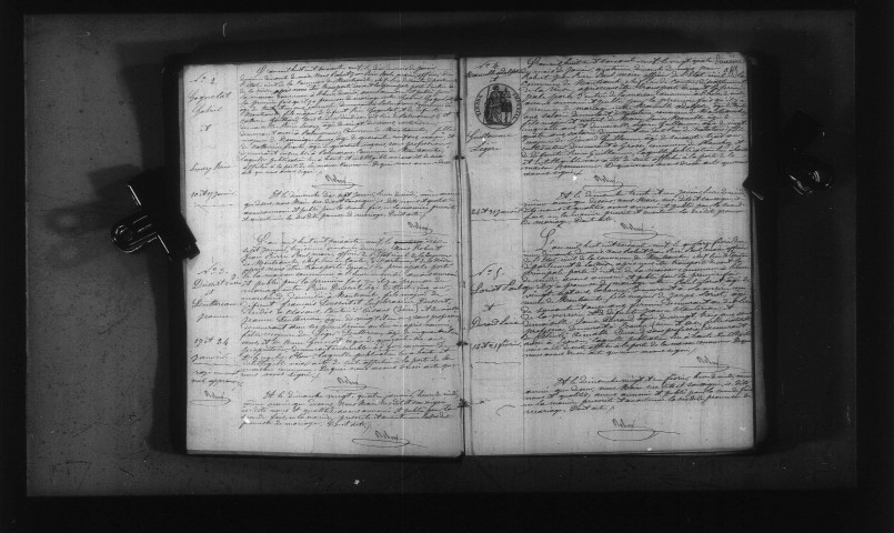 Montsauche-les-Settons : actes d'état civil.