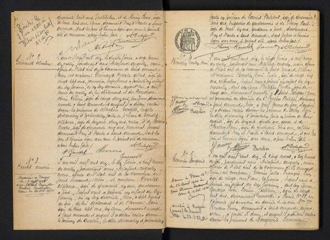 Saint-Amand-en-Puisaye : actes d'état civil, table décennale.