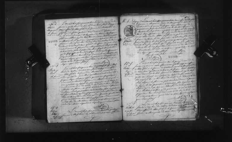 Montsauche-les-Settons : actes d'état civil.