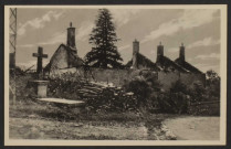 5. MONTSAUCHE (Nièvre). Incendié par les Allemands le 25 Juin 1944. - Le Presbytère.