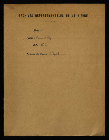 Recueil de lièves terrier. - « Liève de la terre, justice et seigneurye de Vitry appartenant à puissante dame Françoise de la Baulme ». Relevé des redevances dues d'après les indications d'un terrier perdu ; indication des tenanciers et de ceux qu'ils ont remplacés ; quelques mentions des recettes effectuées pour l'année 1601.