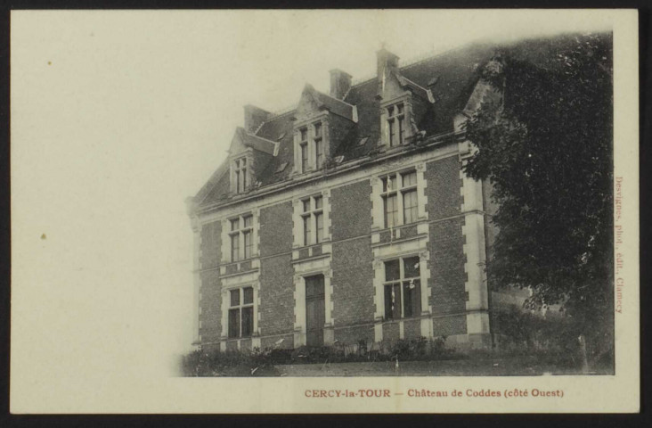 CERCY-la-TOUR – Château de Coddes (côté Ouest)