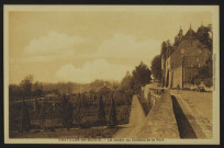 CHATILLON-en-BAZOIS – Le Jardin du Château et le Port