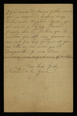 GENTY (Pauline), épouse de Léon Genty, à Saint-Fargeau (Yonne) : 2 lettres.